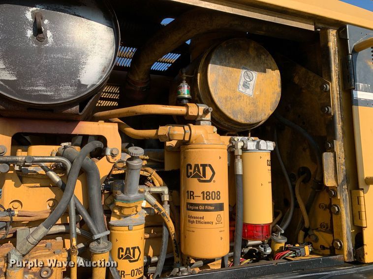 image for item DM1804 2002 Caterpillar 140H motor grader