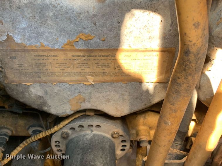 image for item DM1804 2002 Caterpillar 140H motor grader