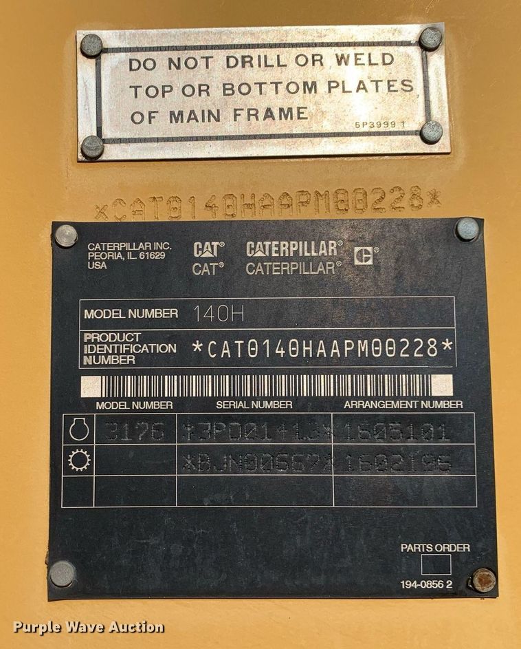 image for item DM1804 2002 Caterpillar 140H motor grader