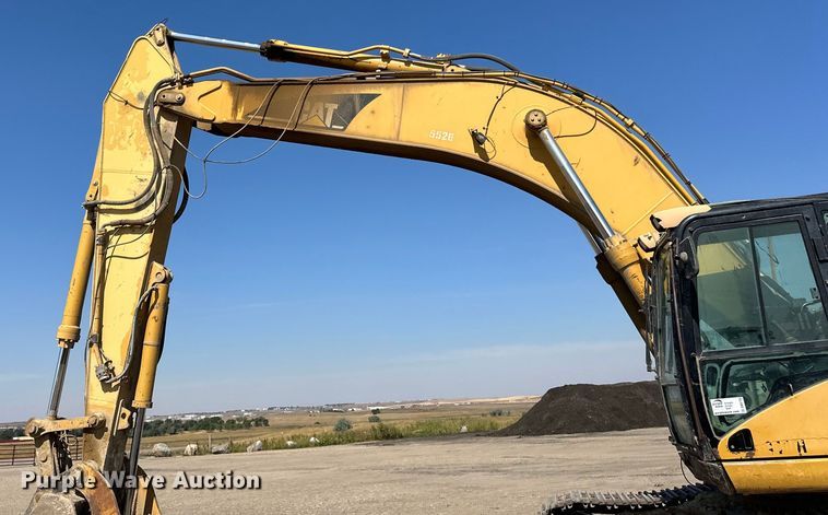 image for item DN0735 2005 Caterpillar  330CL excavator