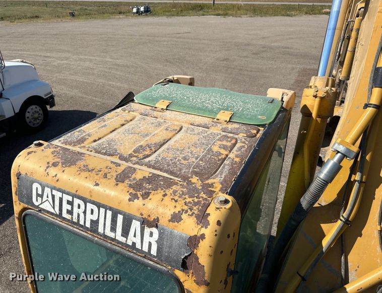 image for item DN0735 2005 Caterpillar  330CL excavator