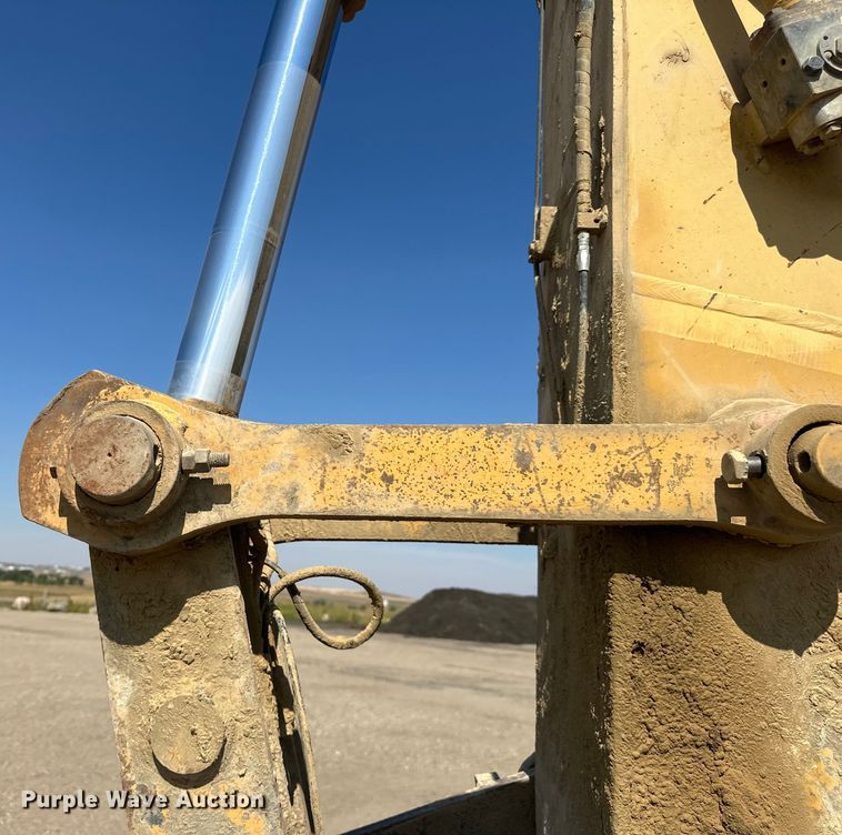 image for item DN0735 2005 Caterpillar  330CL excavator