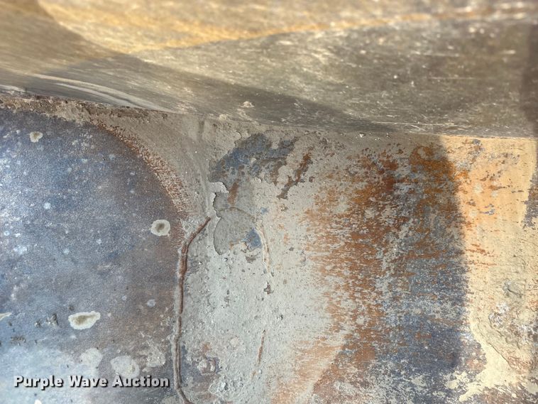 image for item DN0735 2005 Caterpillar  330CL excavator