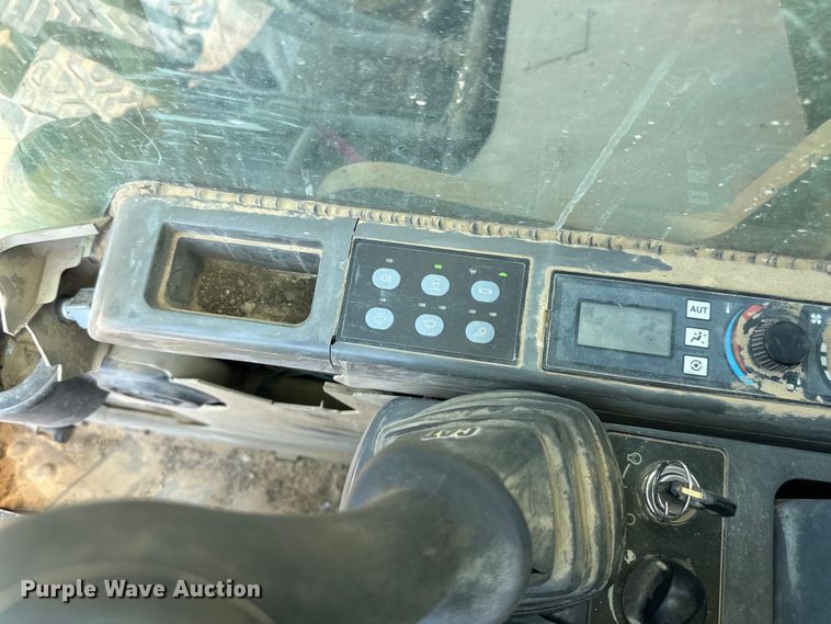 image for item DN0735 2005 Caterpillar  330CL excavator