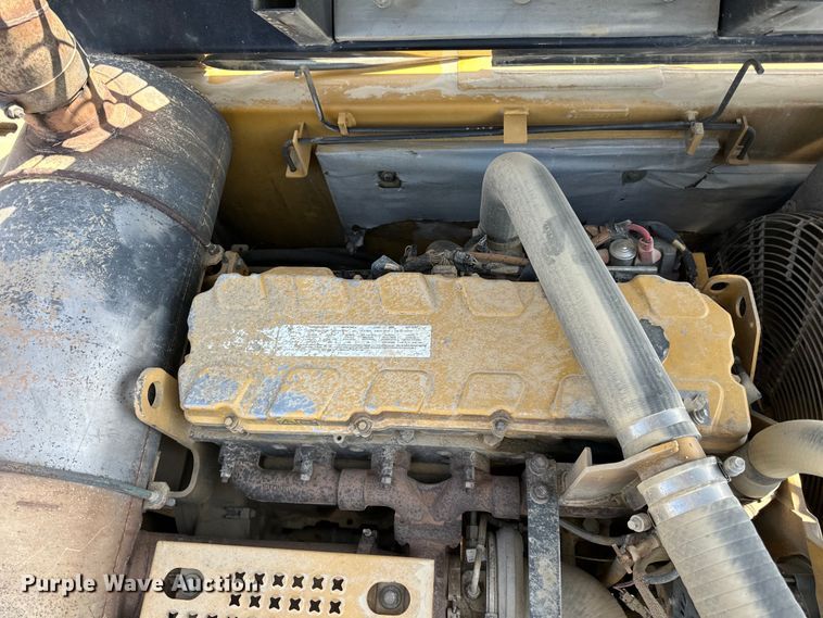 image for item DN0735 2005 Caterpillar  330CL excavator