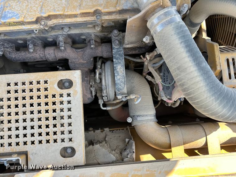 image for item DN0735 2005 Caterpillar  330CL excavator