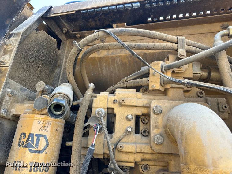 image for item DN0735 2005 Caterpillar  330CL excavator