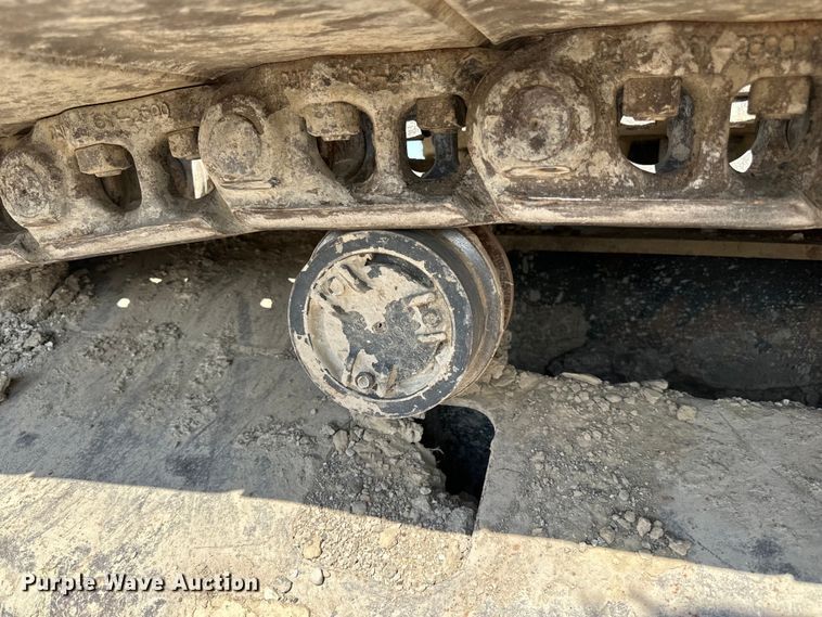 image for item DN0735 2005 Caterpillar  330CL excavator