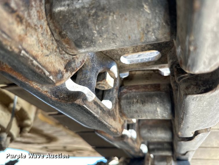 image for item DN0735 2005 Caterpillar  330CL excavator