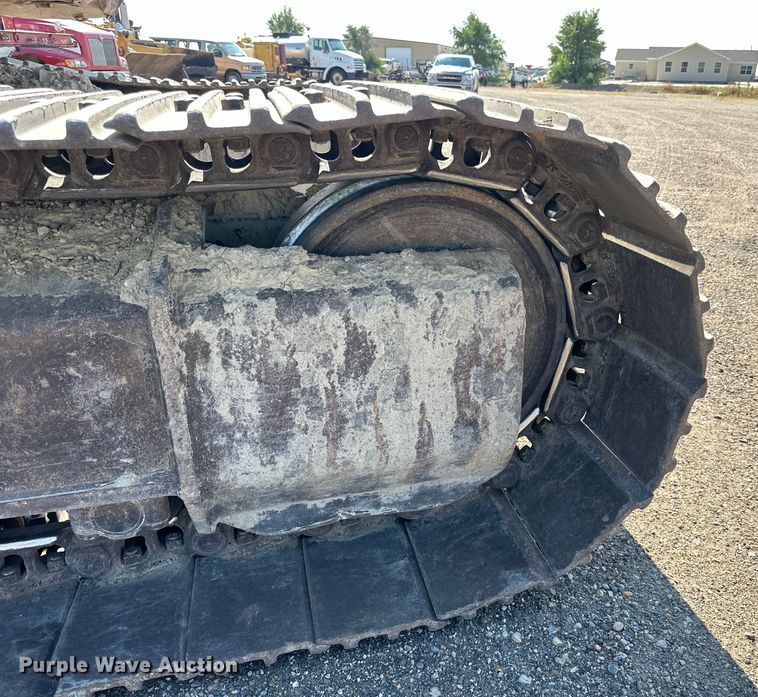 image for item DN0735 2005 Caterpillar  330CL excavator