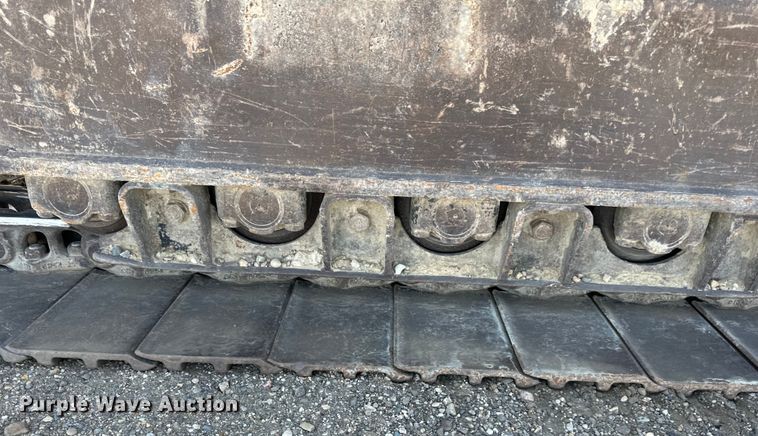 image for item DN0735 2005 Caterpillar  330CL excavator