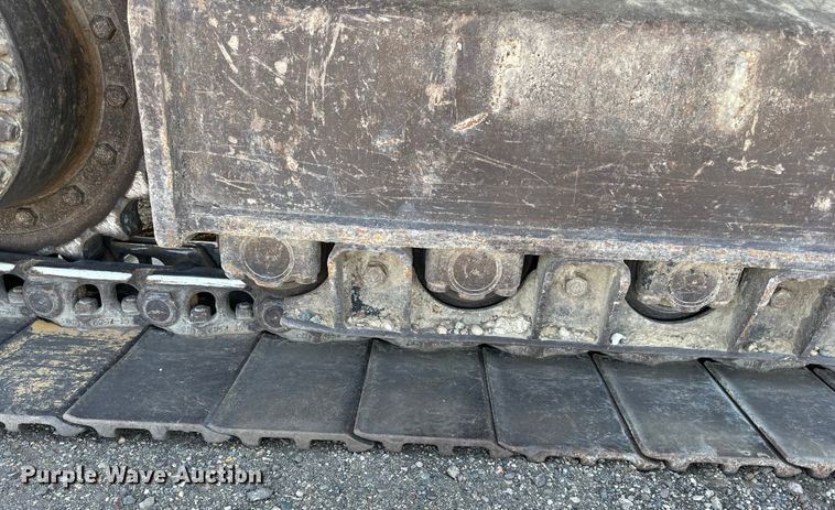 image for item DN0735 2005 Caterpillar  330CL excavator