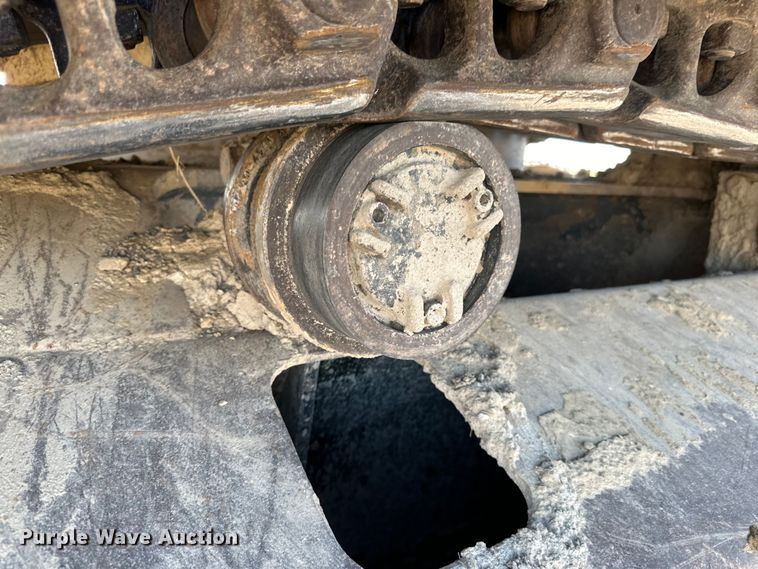 image for item DN0735 2005 Caterpillar  330CL excavator