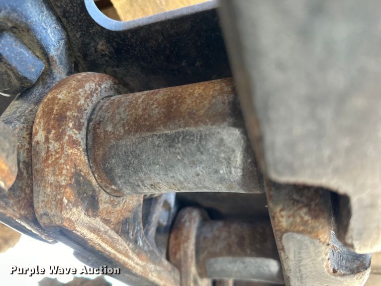 image for item DN0735 2005 Caterpillar  330CL excavator