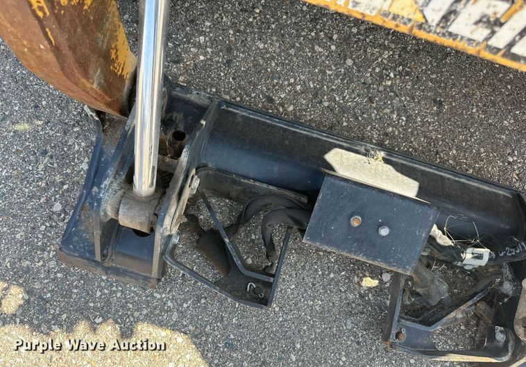 image for item DN0736 2012 Caterpillar  246C skid steer loader