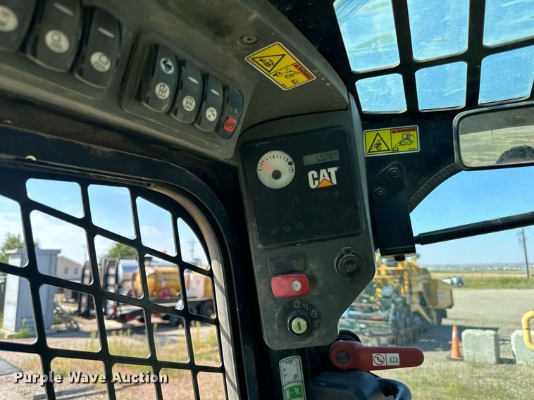 image for item DN0736 2012 Caterpillar  246C skid steer loader