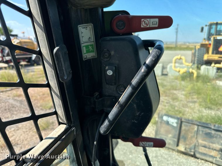 image for item DN0736 2012 Caterpillar  246C skid steer loader