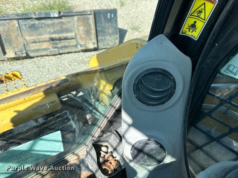 image for item DN0736 2012 Caterpillar  246C skid steer loader