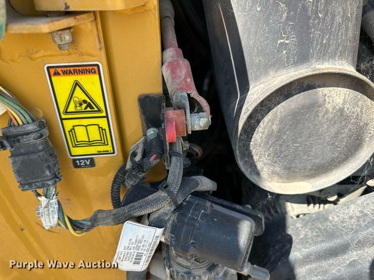 image for item DN0736 2012 Caterpillar  246C skid steer loader