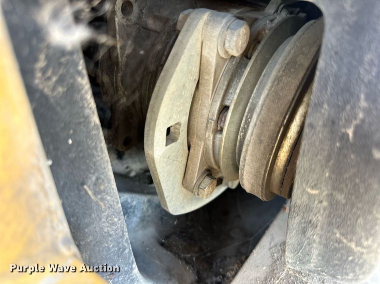 image for item DN0736 2012 Caterpillar  246C skid steer loader