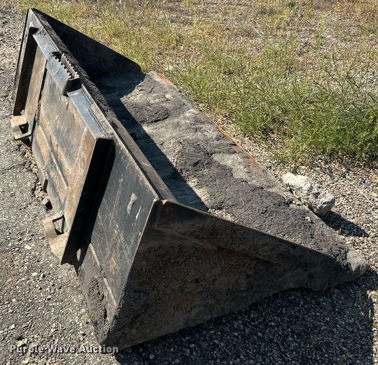 image for item DN0736 2012 Caterpillar  246C skid steer loader