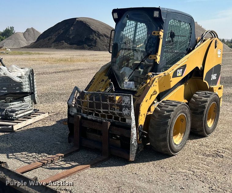 image for item DN0737 2010 Caterpillar  246C skid steer loader