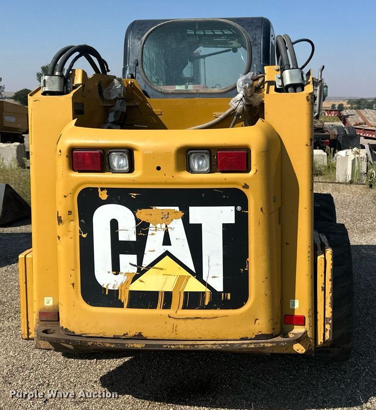 image for item DN0737 2010 Caterpillar  246C skid steer loader