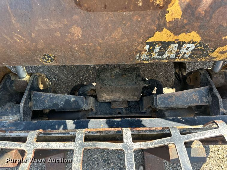 image for item DN0737 2010 Caterpillar  246C skid steer loader