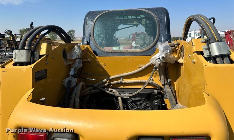 image for item DN0737 2010 Caterpillar  246C skid steer loader