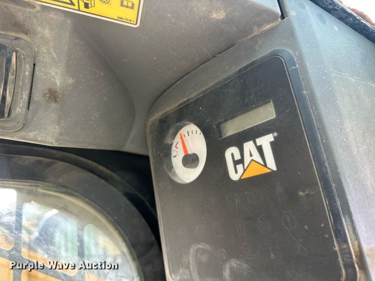 image for item DN0737 2010 Caterpillar  246C skid steer loader