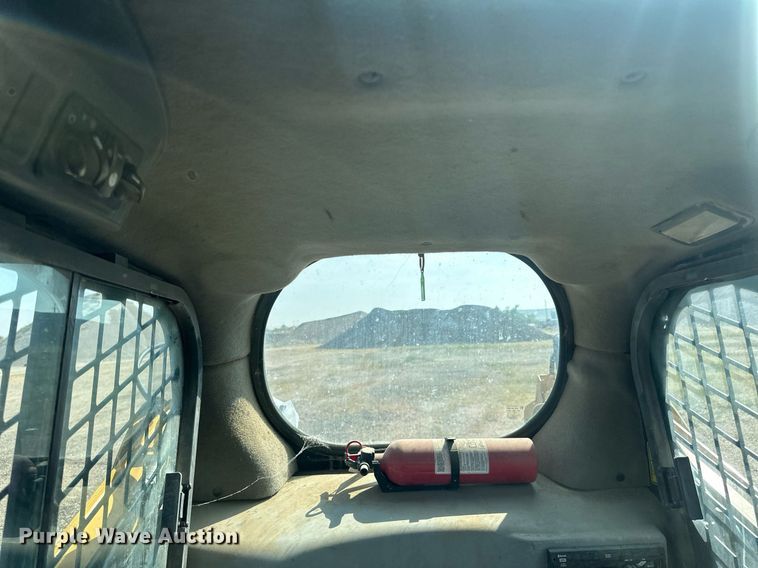 image for item DN0737 2010 Caterpillar  246C skid steer loader