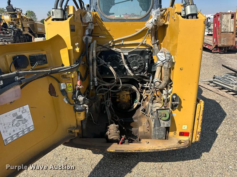 image for item DN0737 2010 Caterpillar  246C skid steer loader