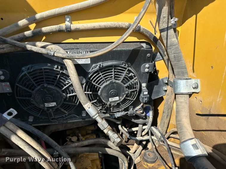 image for item DN0737 2010 Caterpillar  246C skid steer loader