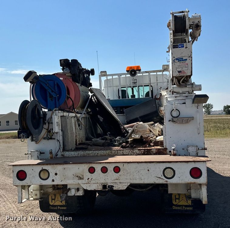 image for item DN0738 1986 Kenworth  T600A utility / service truck