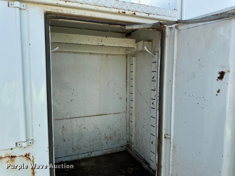 image for item DN0738 1986 Kenworth  T600A utility / service truck