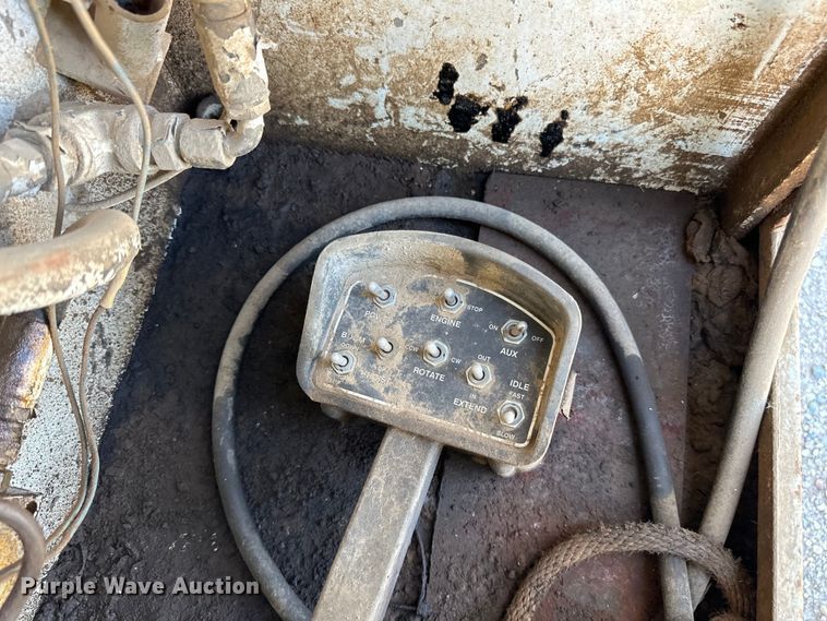 image for item DN0738 1986 Kenworth  T600A utility / service truck