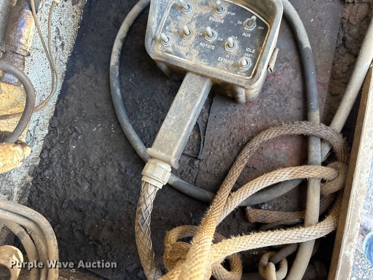 image for item DN0738 1986 Kenworth  T600A utility / service truck