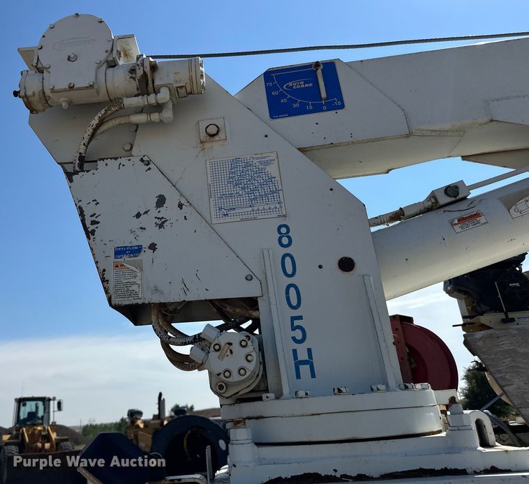 image for item DN0738 1986 Kenworth  T600A utility / service truck