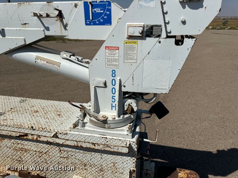 image for item DN0738 1986 Kenworth  T600A utility / service truck