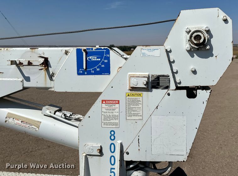 image for item DN0738 1986 Kenworth  T600A utility / service truck