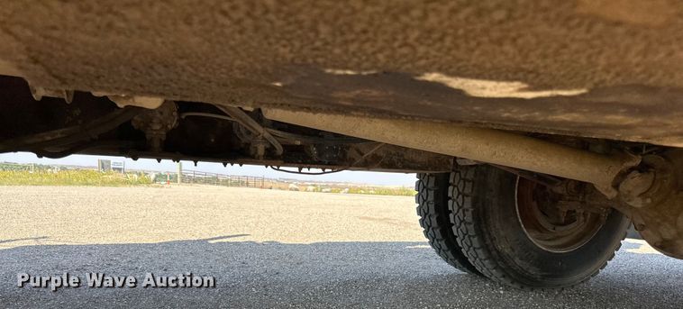 image for item DN0738 1986 Kenworth  T600A utility / service truck