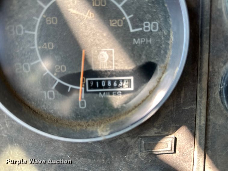 image for item DN0738 1986 Kenworth  T600A utility / service truck