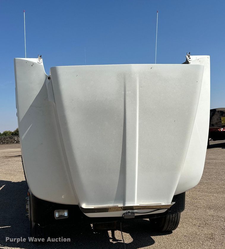 image for item DN0738 1986 Kenworth  T600A utility / service truck