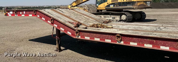 image for item DN0739 2001 Talbert equipment trailer