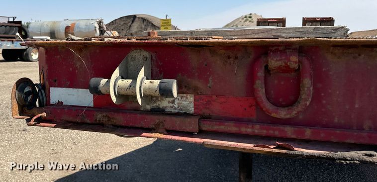 image for item DN0739 2001 Talbert equipment trailer