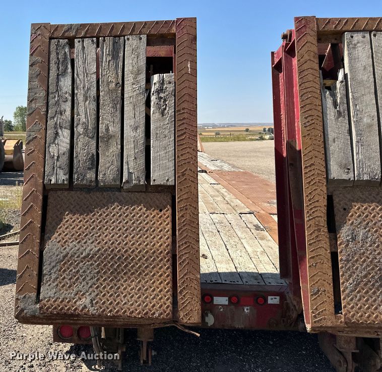 image for item DN0739 2001 Talbert equipment trailer