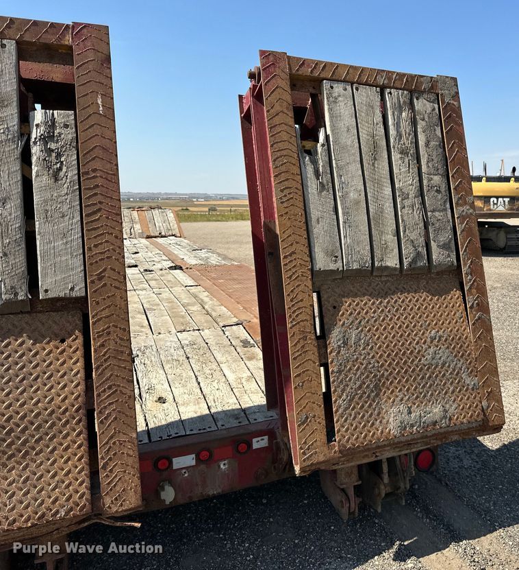 image for item DN0739 2001 Talbert equipment trailer