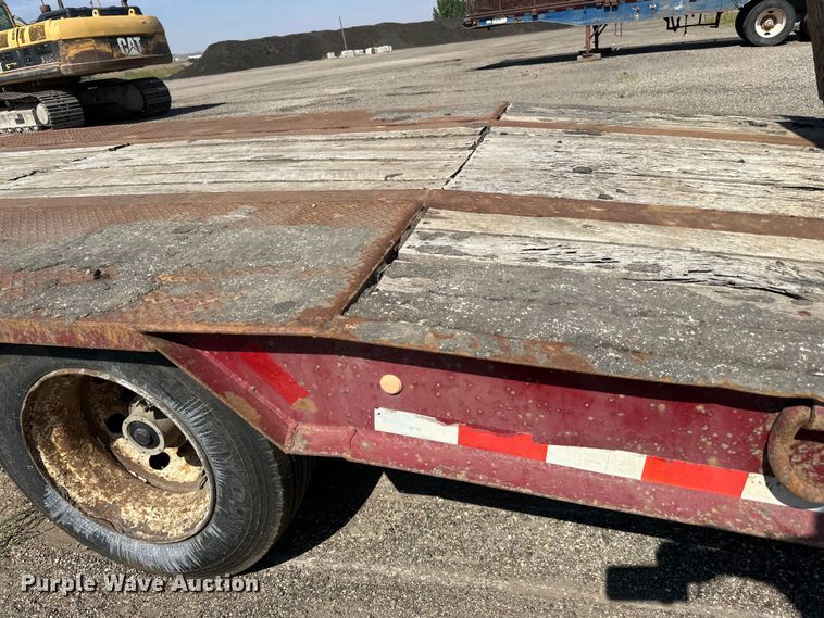 image for item DN0739 2001 Talbert equipment trailer