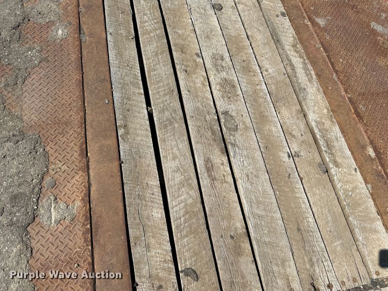 image for item DN0739 2001 Talbert equipment trailer