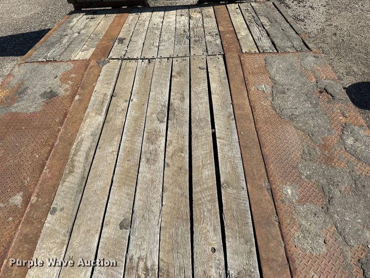 image for item DN0739 2001 Talbert equipment trailer